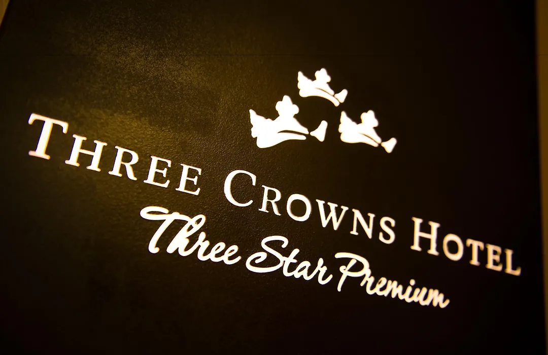 Three Crowns Hotel-1